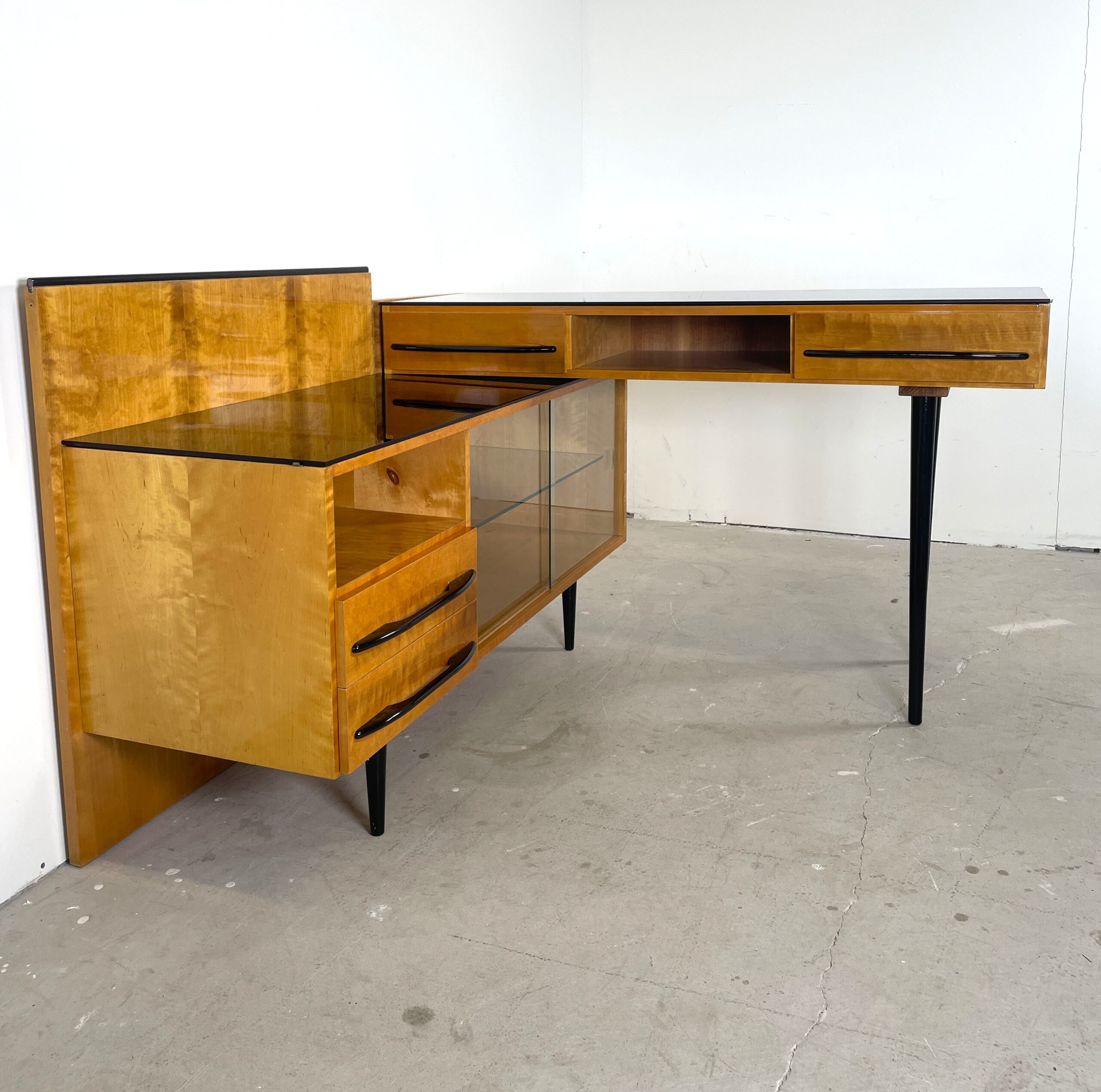 Modulair bureau, Mojmir Pozar voor UP Zavody - Afbeelding 7