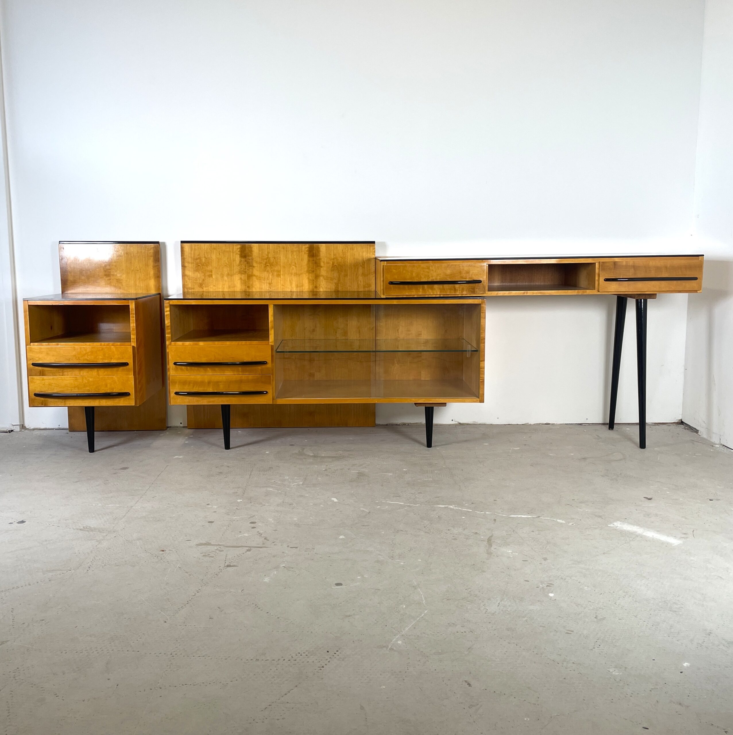 Modulair bureau, Mojmir Pozar voor UP Zavody - Afbeelding 8