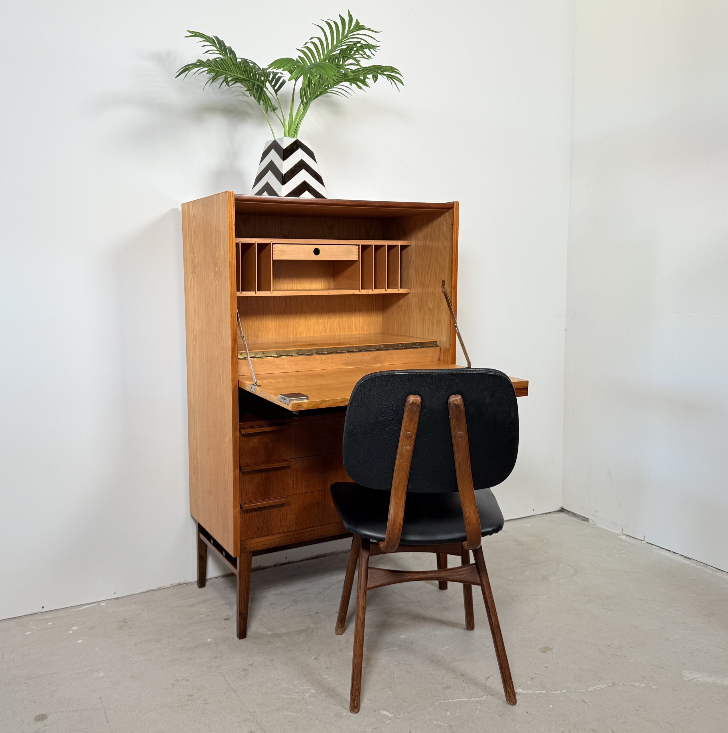 Secretaire/ highboard, Frantisek Mezulanik voor Up Zavody - Afbeelding 4