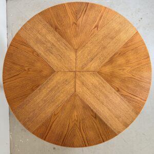 Unieke vintage eettafel, rond uit te breiden