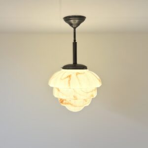 Art deco hanglamp met gemarmerd glazen kap