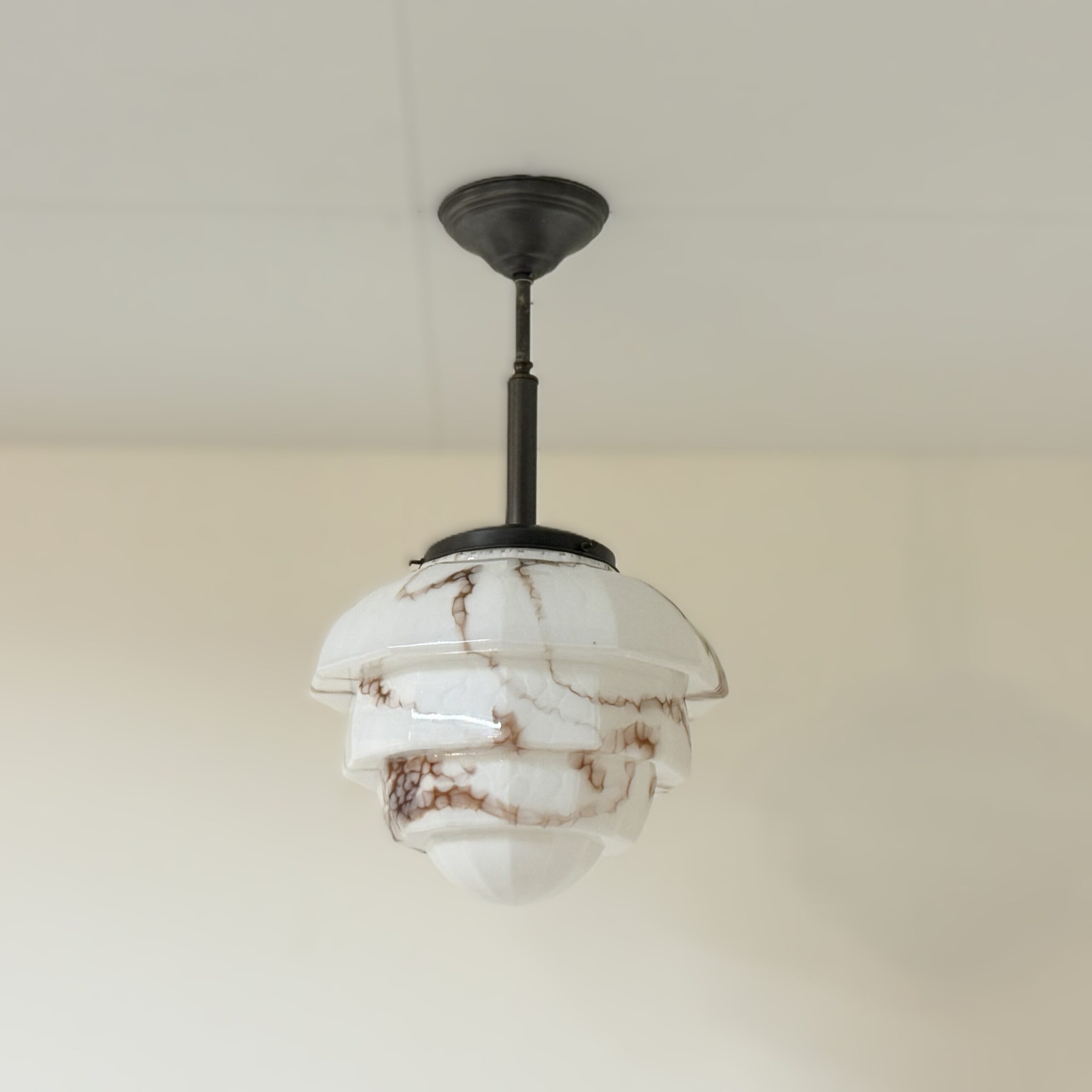 Art deco hanglamp met gemarmerd glazen kap - Afbeelding 6