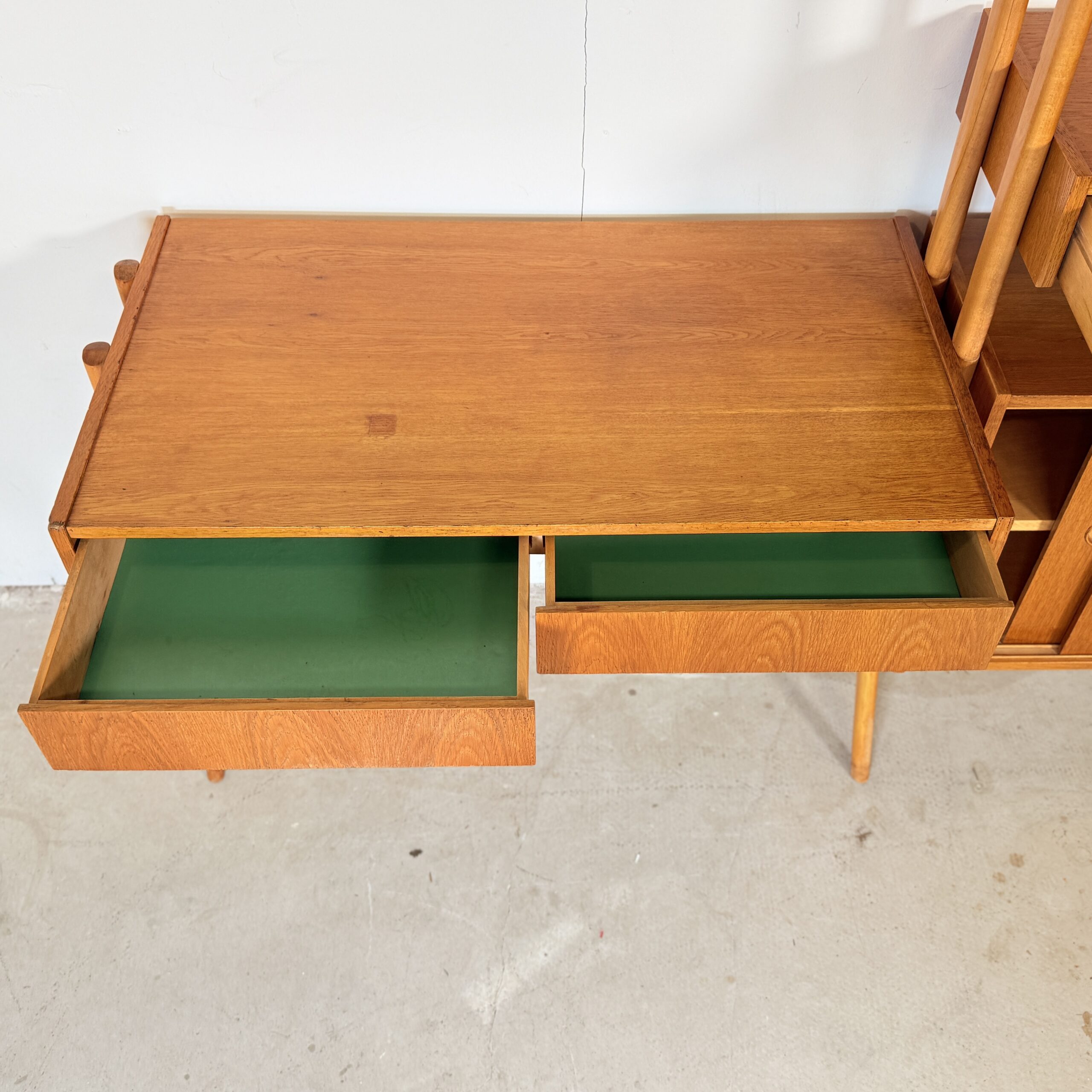 Modulaire vintage wandkast met bureau • Frantisek Jirák - Afbeelding 7
