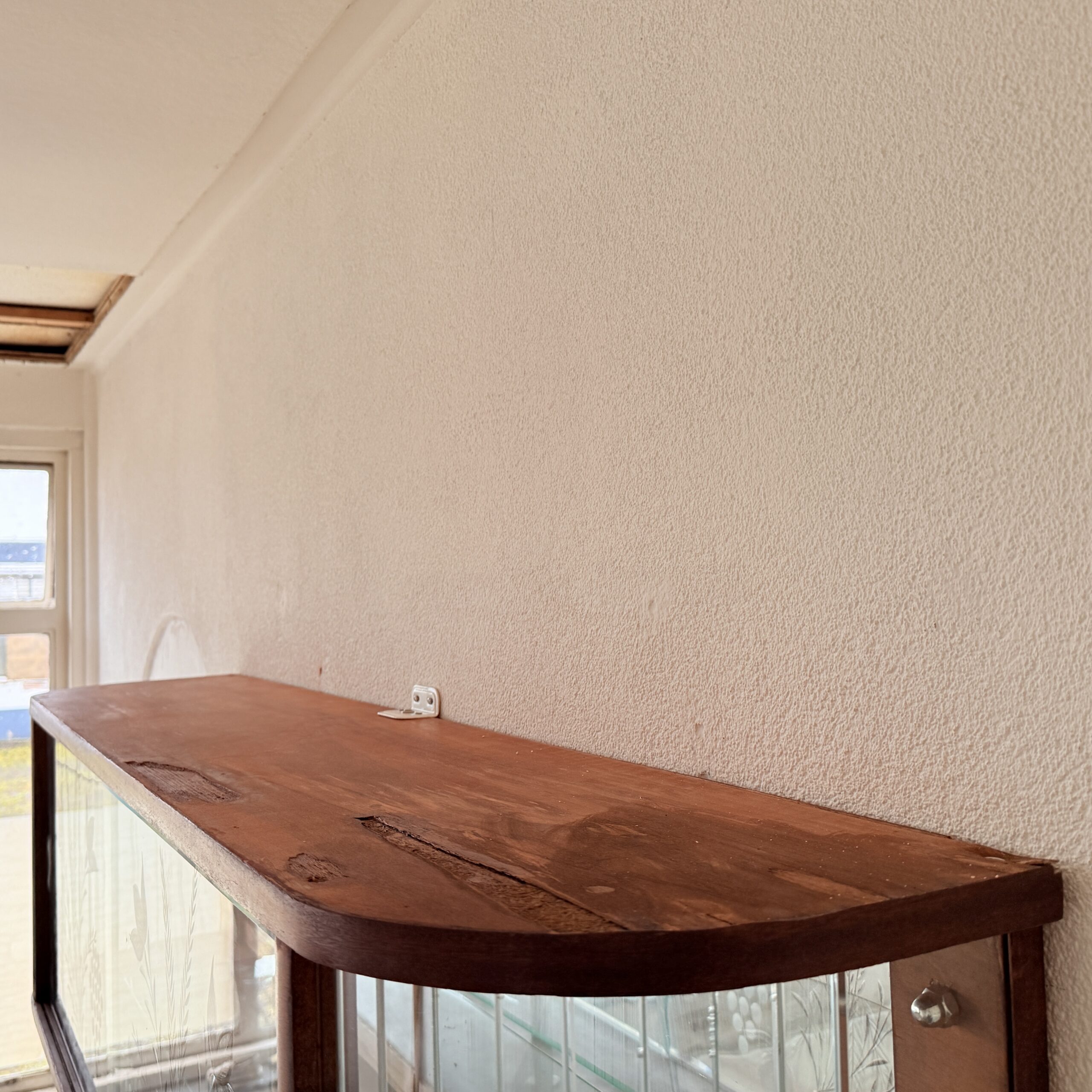 Hangende vitrinekast “Mariëlle” in art-deco stijl - Afbeelding 7