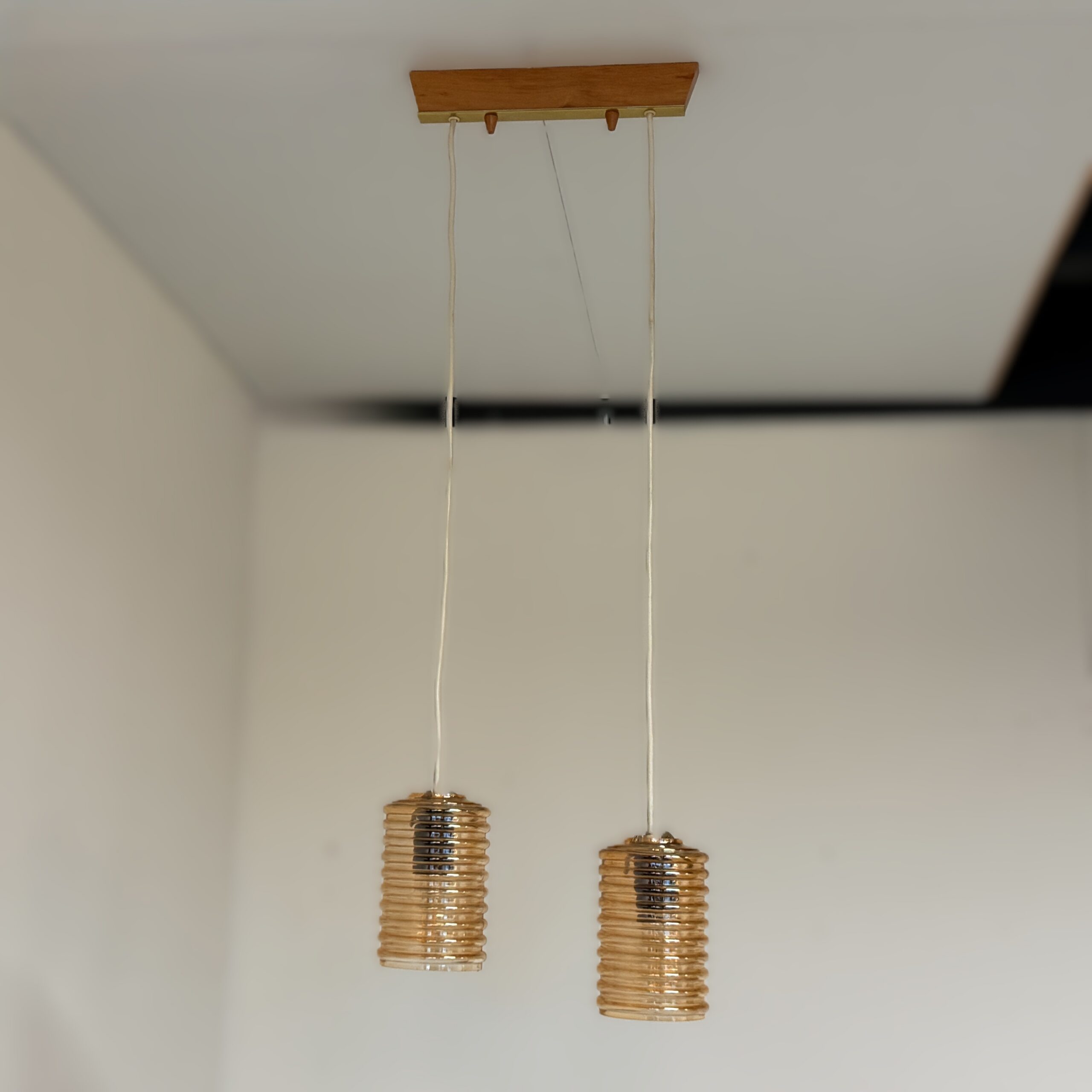 Vintage plafondlamp met twee amberkleurige kappen - Afbeelding 6