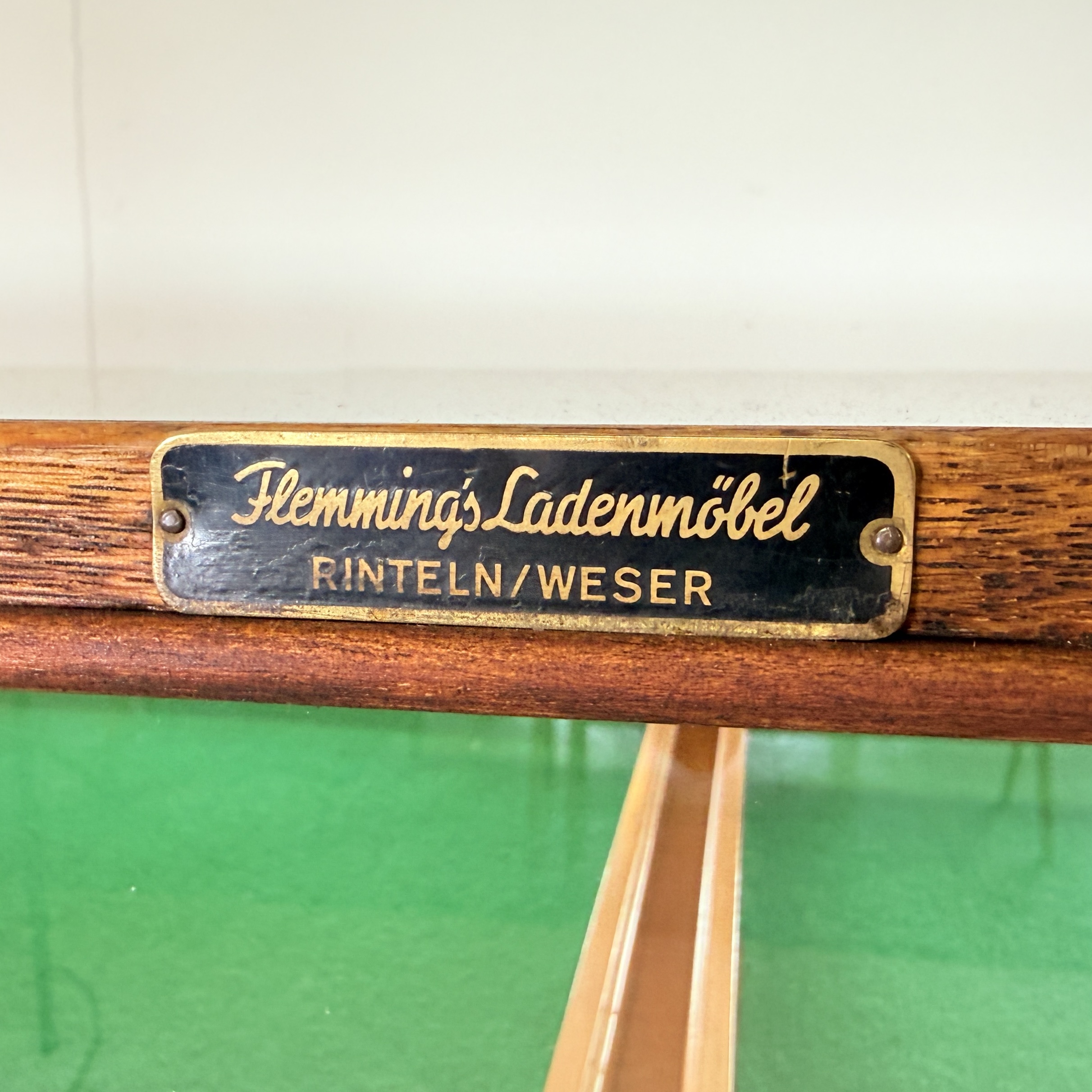 Vintage toonbank vitrine, Flemming’s Ladenmöbel - Afbeelding 16