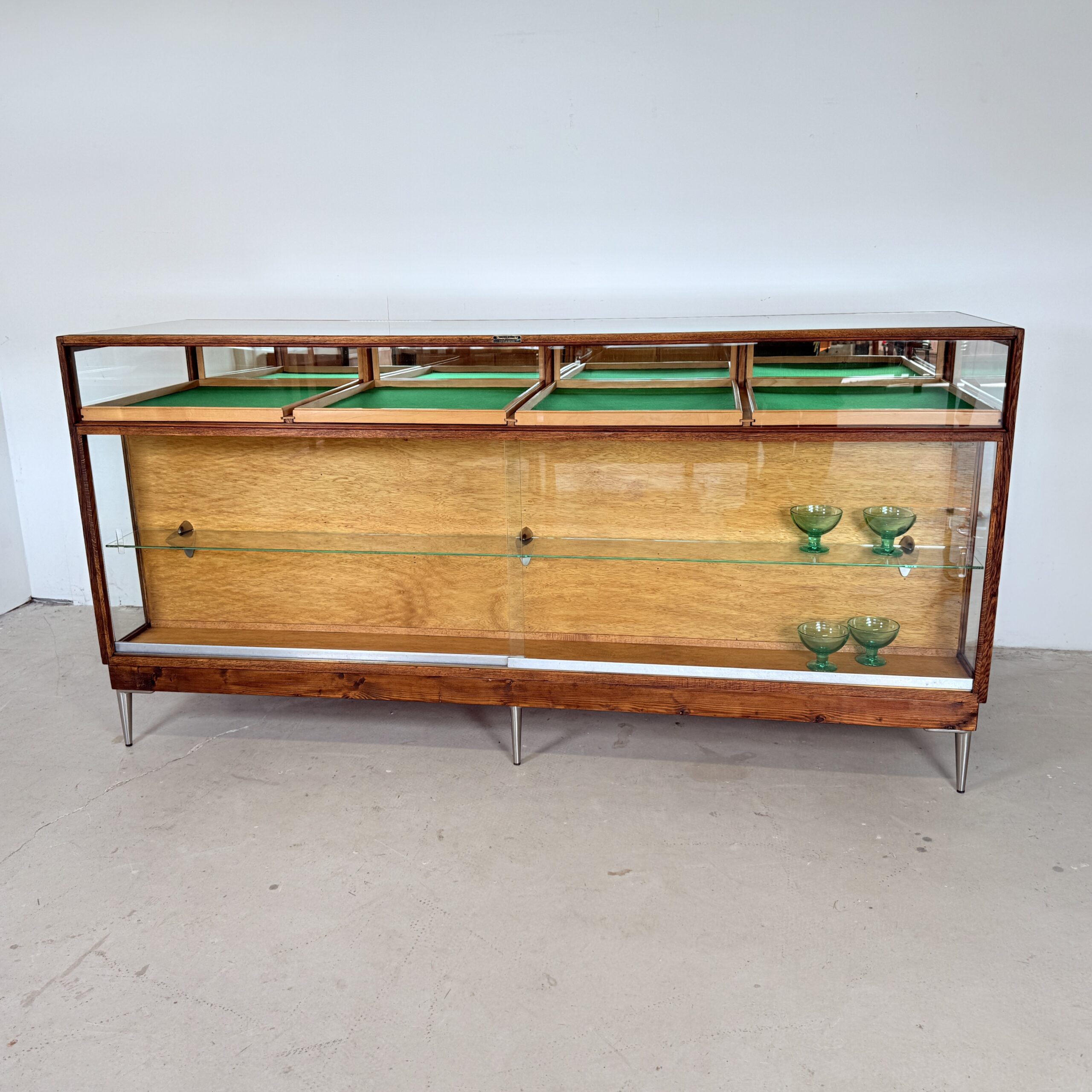 Vintage toonbank vitrine, Flemming’s Ladenmöbel - Afbeelding 2