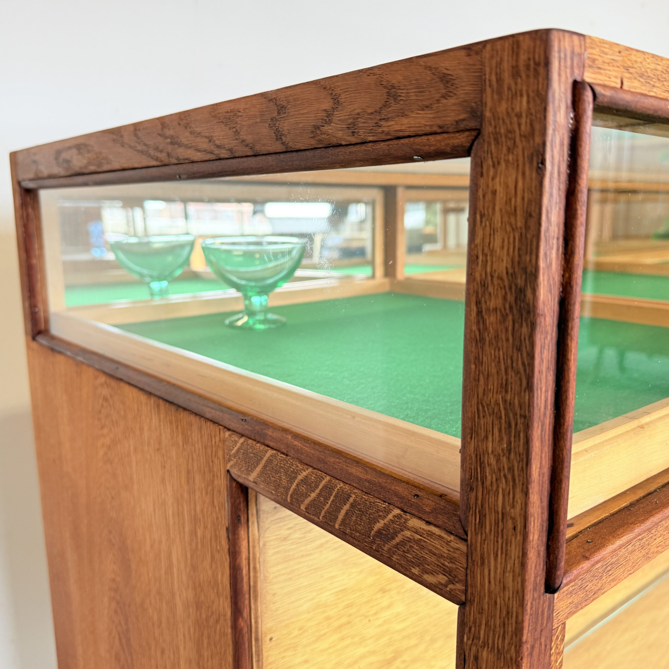 Vintage toonbank vitrine, Flemming’s Ladenmöbel - Afbeelding 5