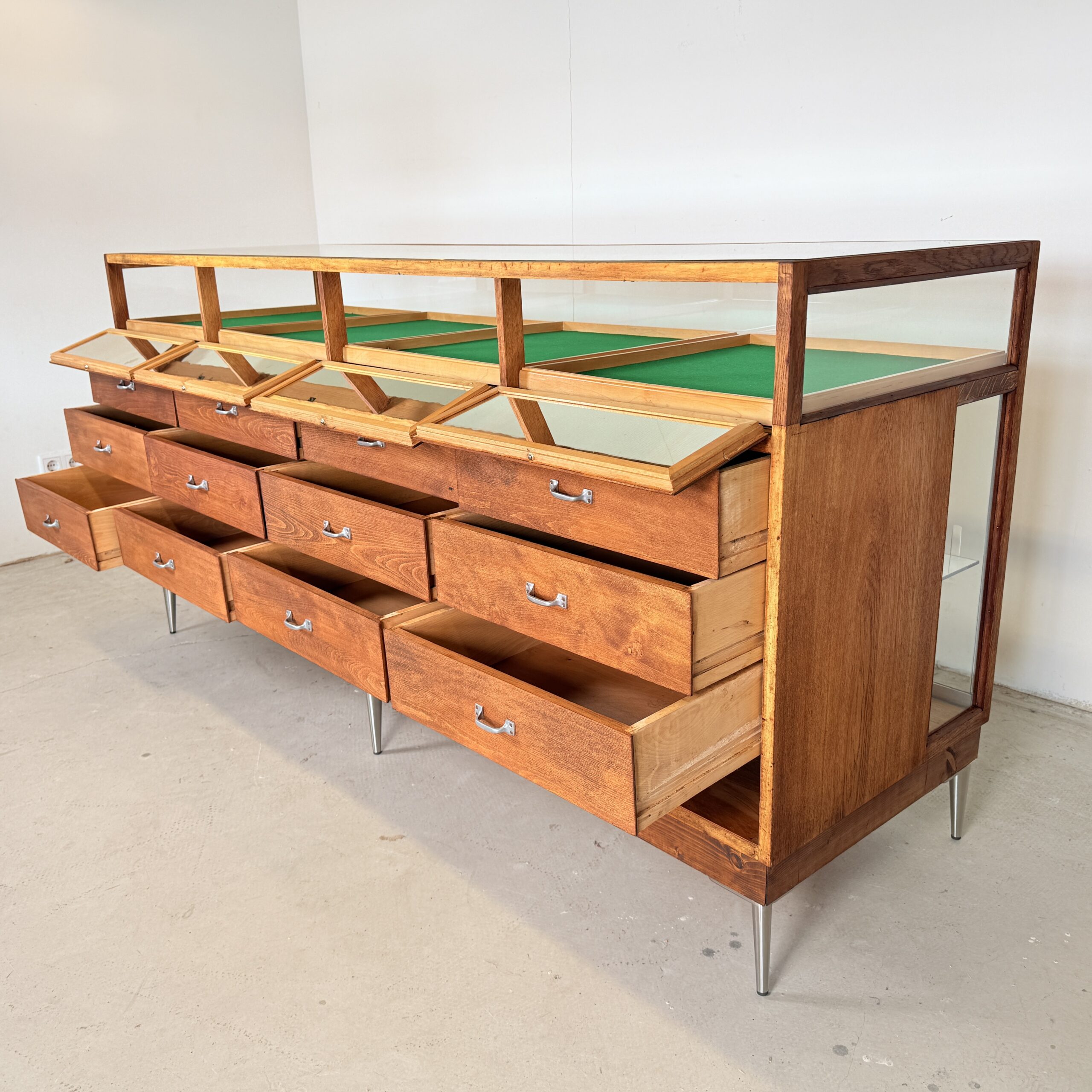 Vintage toonbank vitrine, Flemming’s Ladenmöbel - Afbeelding 9