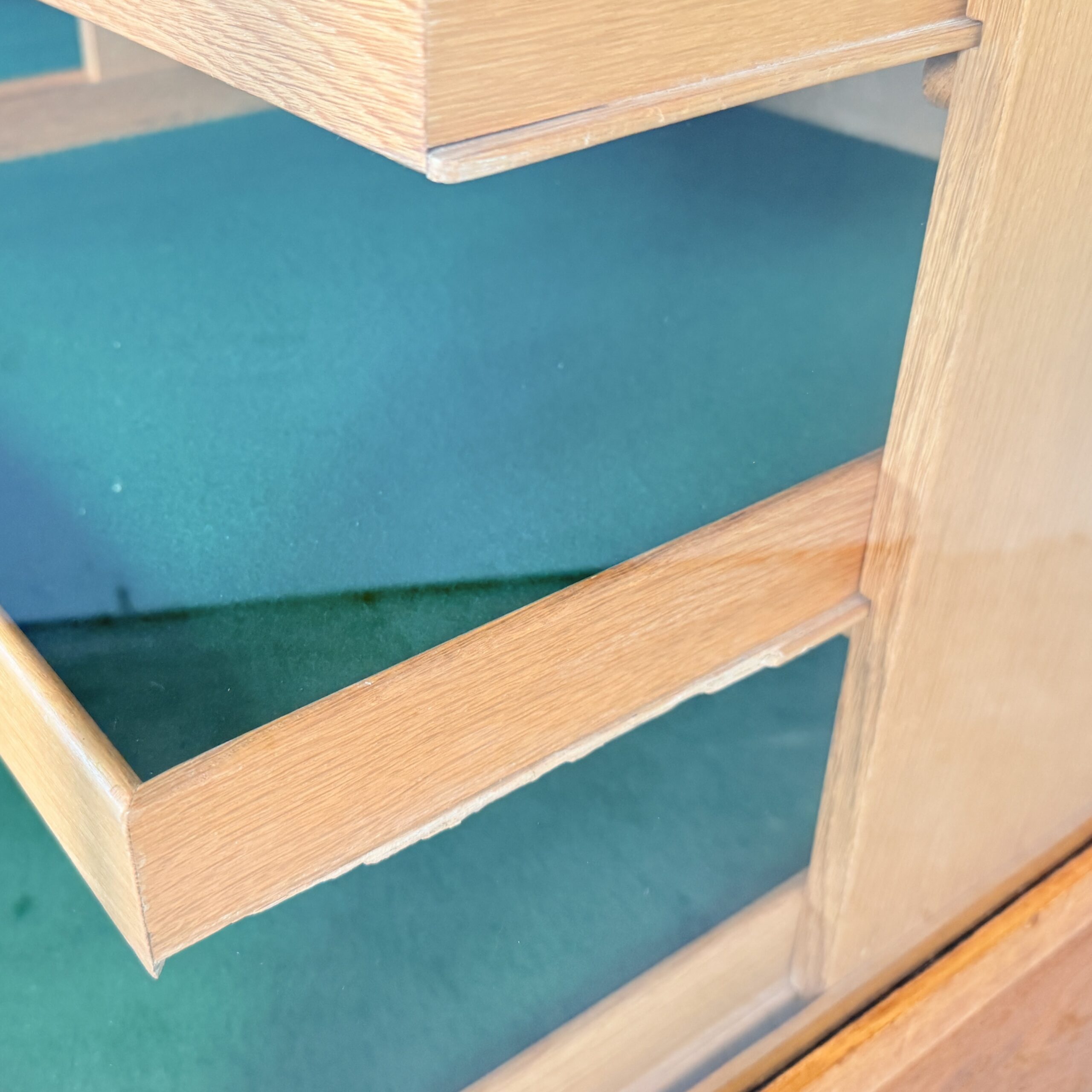 Vintage eiken fournituren toonbank – SLB Stuttgart - Afbeelding 14