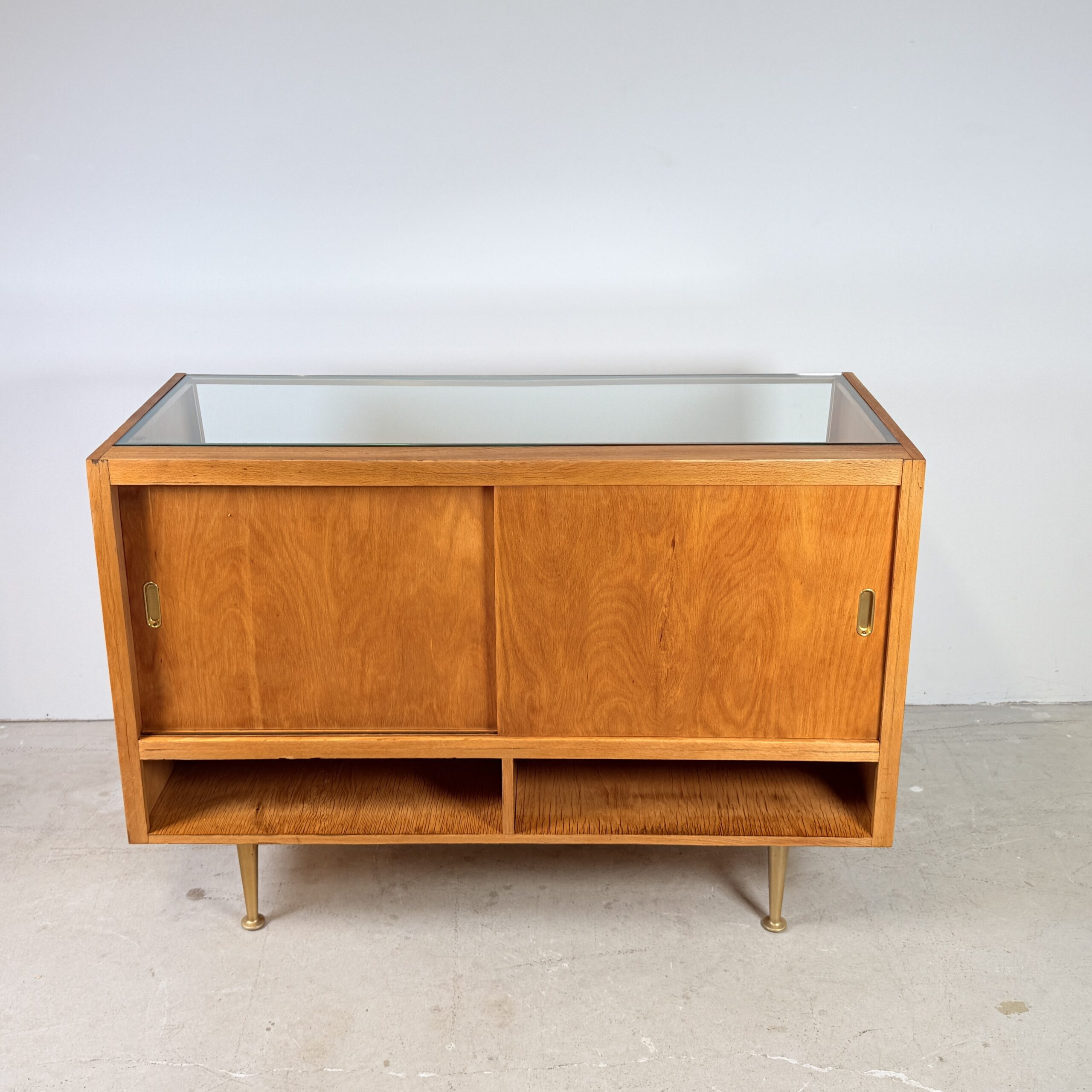 Vintage Toonbank Vitrine op gouden pootjes - Afbeelding 6