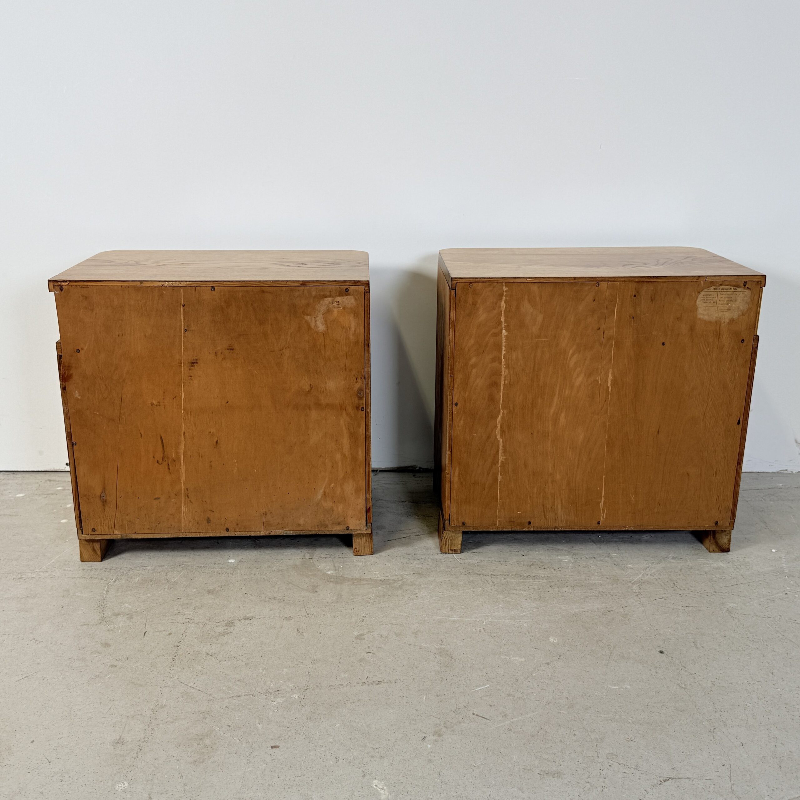 Set van Twee Art Deco Nachtkastjes, Streamline Design, Jaren '50 - Afbeelding 9