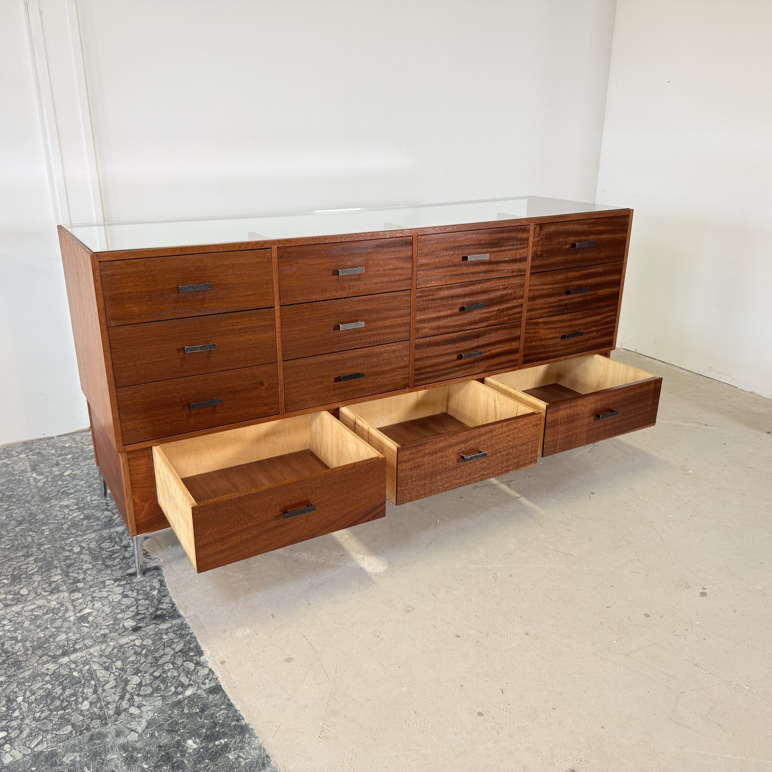 Mid-Century Vitrine Toonbank – Mahonie, Chroom & Gehard Glas – Duitsland ca. 1960 - Afbeelding 12