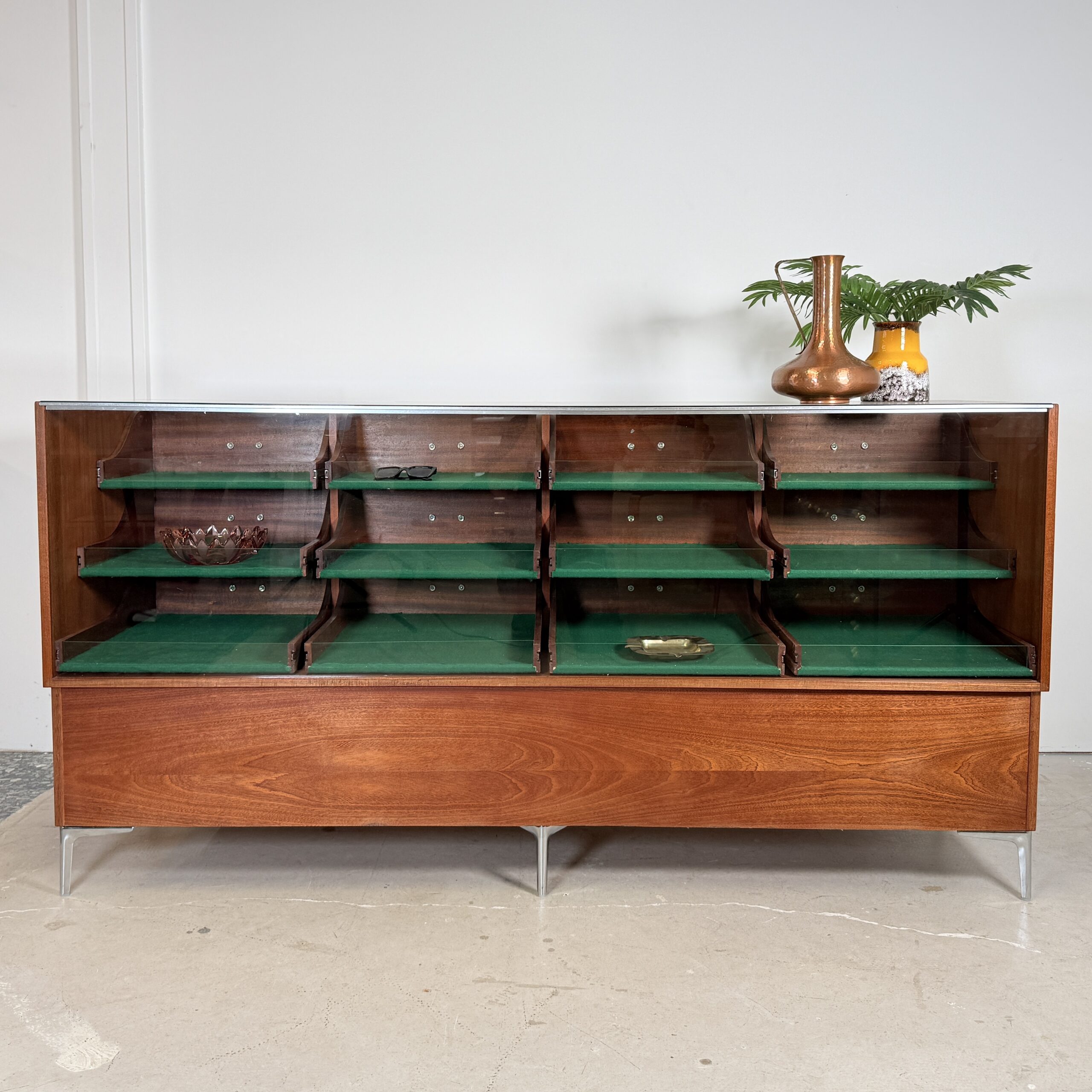 Mid-Century Vitrine Toonbank – Mahonie, Chroom & Gehard Glas – Duitsland ca. 1960 - Afbeelding 17