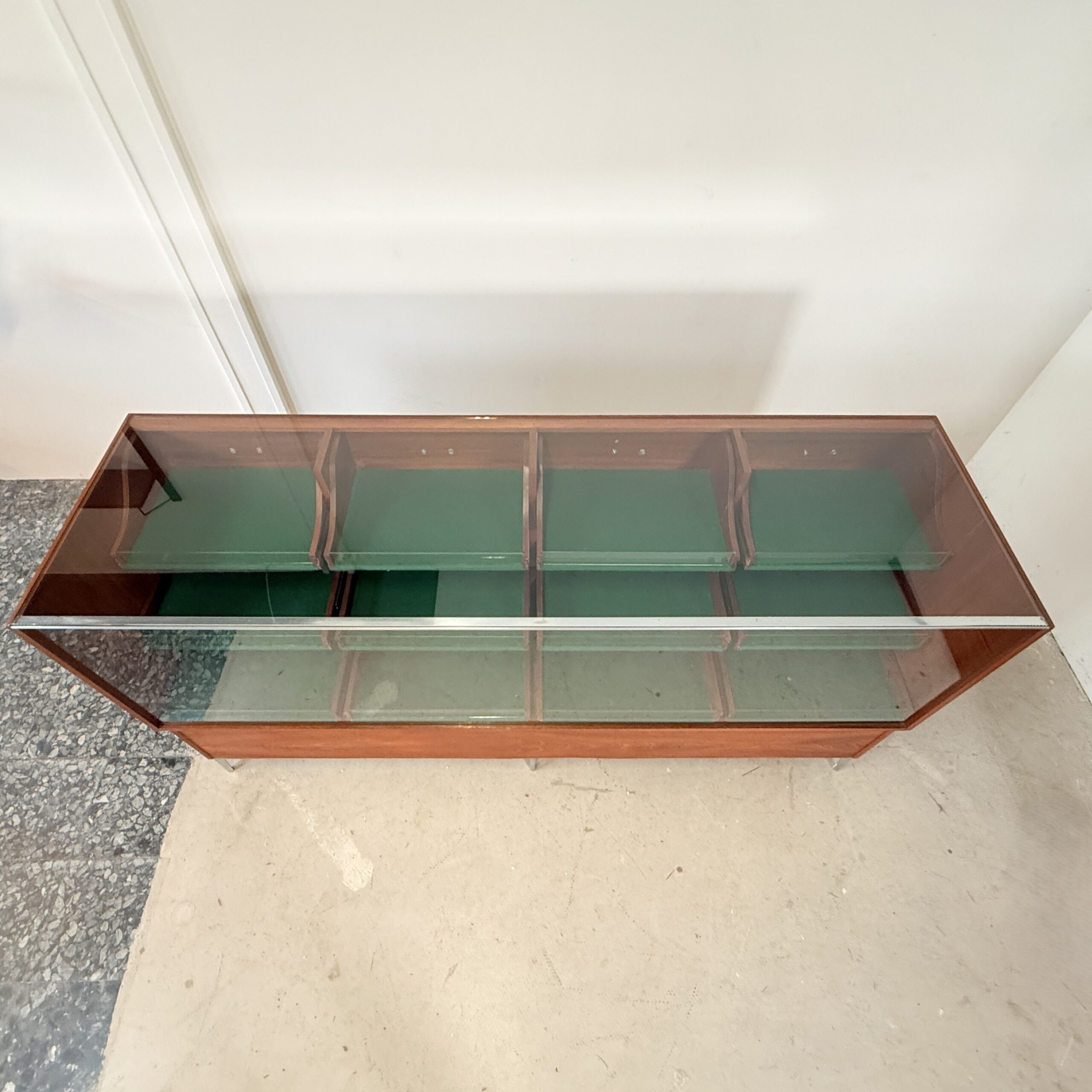 Mid-Century Vitrine Toonbank – Mahonie, Chroom & Gehard Glas – Duitsland ca. 1960 - Afbeelding 5