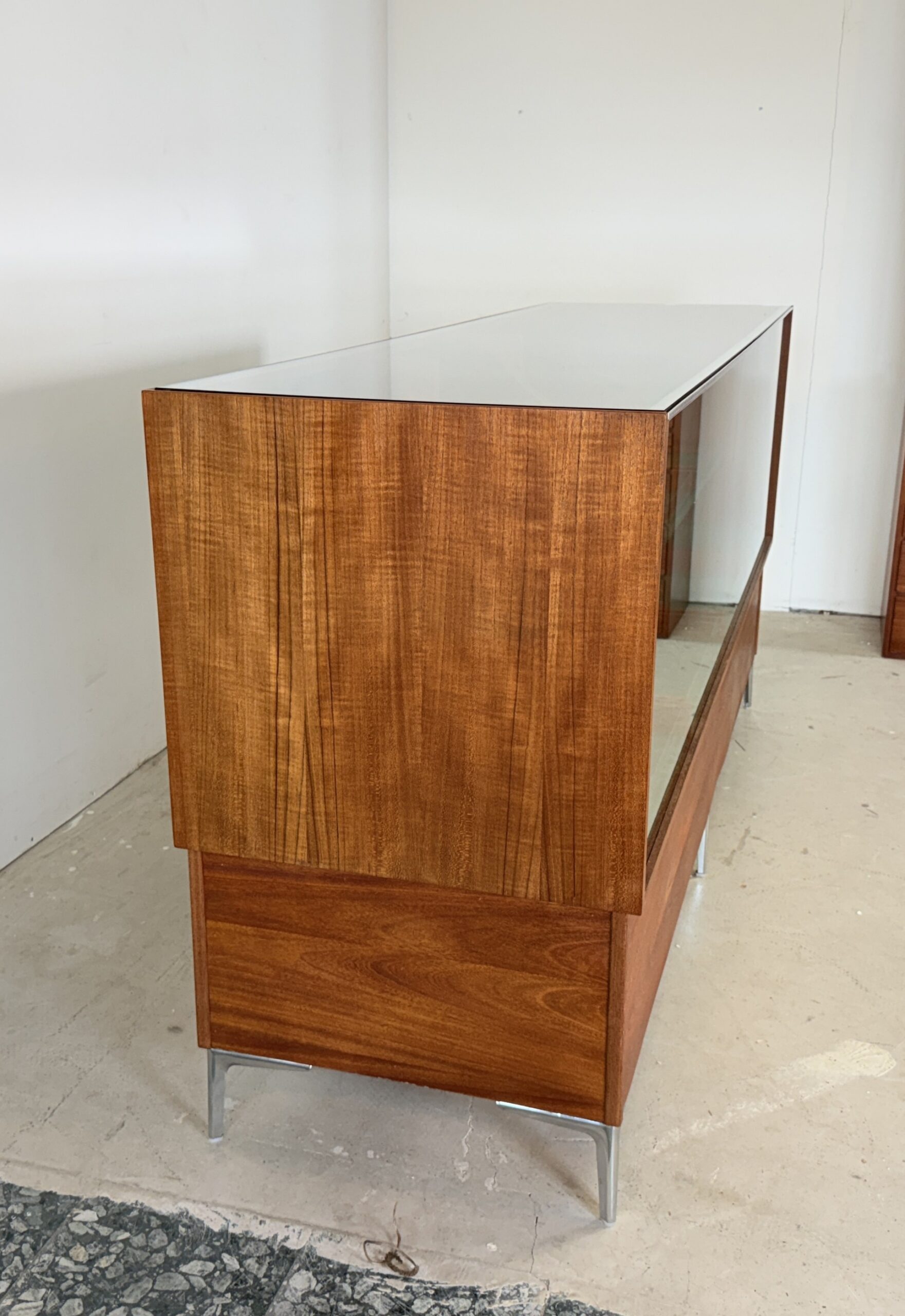 Mid-Century Vitrine Toonbank – Mahonie, Chroom & Gehard Glas – Duitsland ca. 1960 - Afbeelding 7